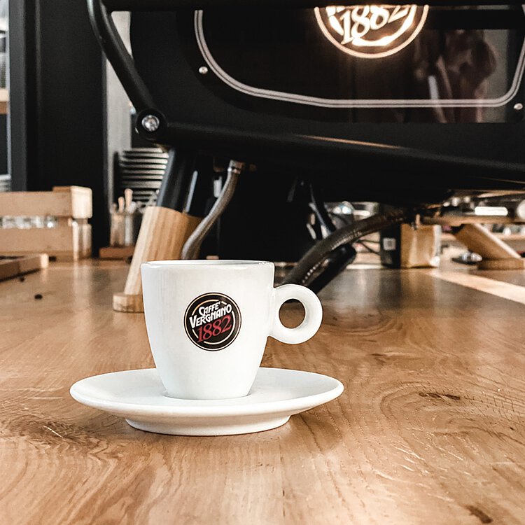 Caffè Vergnano White Espresso Cup w. Saucer